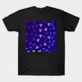 Diatom - Lindavia in SEM (cribra, blue) T-Shirt